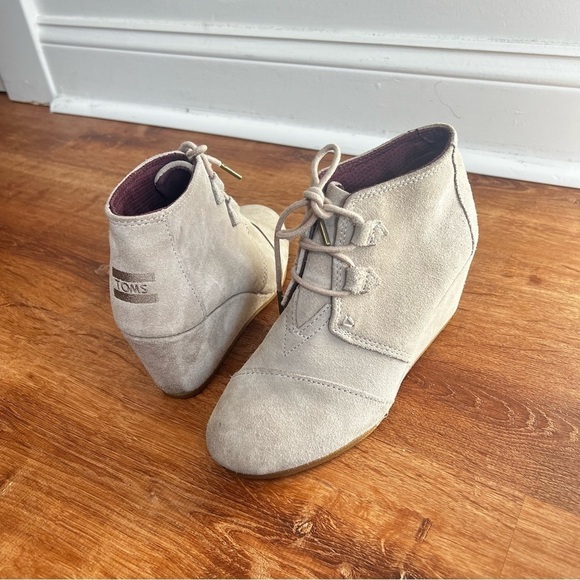 TOMS Kala Wedge Ankle Boots - Picture 6 of 6